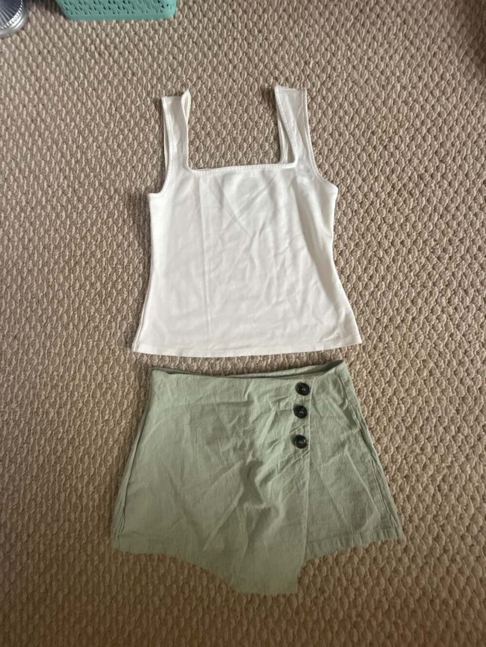 Express White Square Neck Tank Top and Green Button Skort Outfit Set Size XS